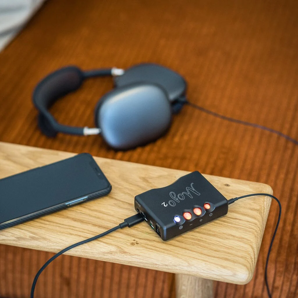 Chord Electronics Mojo 2 Portable DAC and Headphone Amplifier (4.4mm) - Image 2